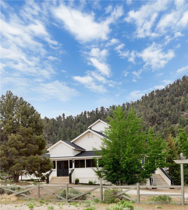 2000 Baldwin Lake Rd, House other with 4 bedrooms, 2 bathrooms and 14 parking in Big Bear City CA | Image 39