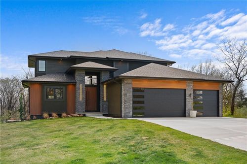 4 Broken Arrow Ct, Greenwood, MO, 64034-5200 | Card Image