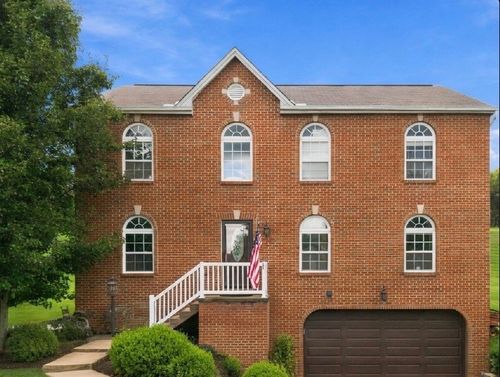 11893 Dartmoor Dr, North Huntingdon, PA, 15642-6758 | Card Image