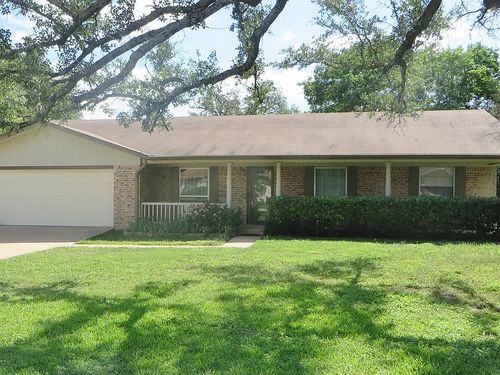 103 Spanish Oak Circle, Georgetown, TX, 78628 | Card Image
