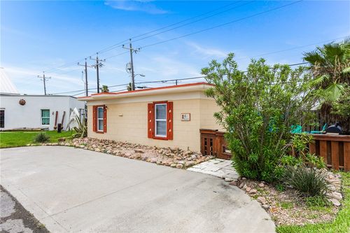 6-134 N Alister St, Port Aransas, TX, 78373-4020 | Card Image