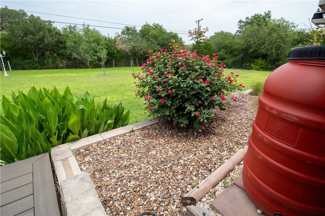 125 Red Bird Rdg, House other with 4 bedrooms, 3 bathrooms and null parking in Beeville TX | Image 29