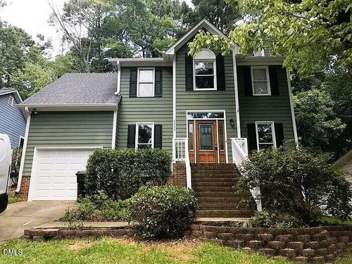 2808 Isabella Dr, Raleigh, NC, 27603-5859 | Card Image