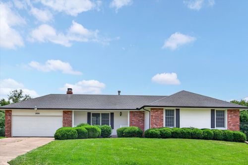 2926 E Ridgeview Street, Springfield, MO, 65804 | Card Image