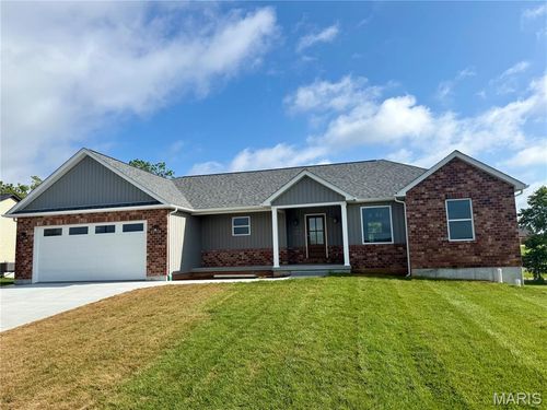 825 Barclay Drive, Farmington, MO, 63640 | Card Image