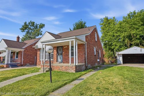9635 Artesian St, Detroit, MI, 48228-1335 | Card Image