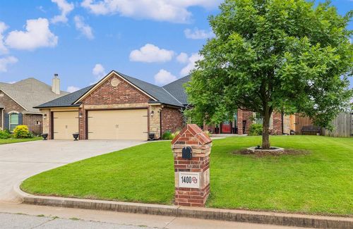 1400 Nw 17th St, Newcastle, OK, 73065-9713 | Card Image