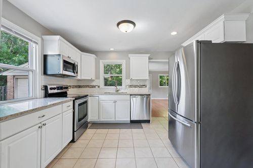 6921 Lombardy Ln, Crystal, MN, 55428-2946 | Card Image