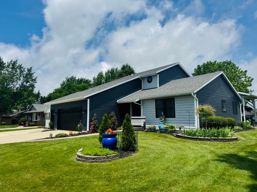 1017 Kensington Ln, Celina, OH, 45822-1160 | Card Image