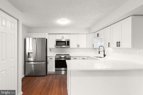 3246 Split Oak Ct, ABINGDON, MD, 21009-2604 | Card Image