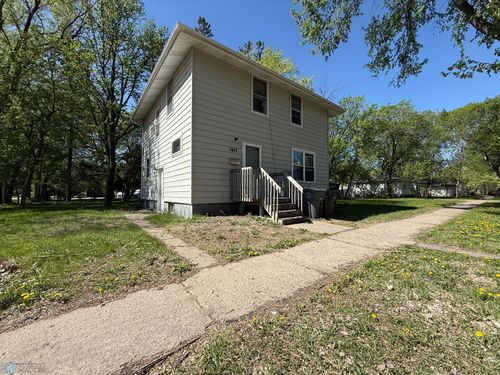 1617 3rd Ave S, Moorhead, MN, 56560-3014 | Card Image