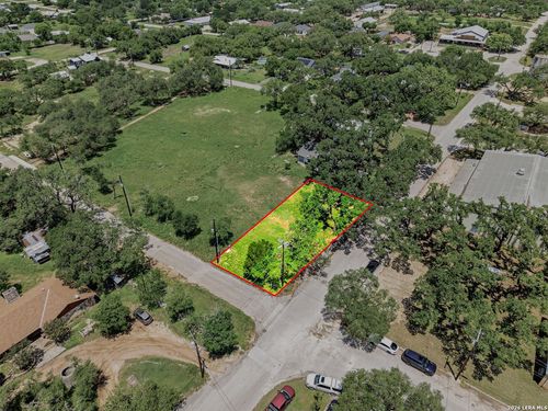 LOT 10 11th St, Blanco, TX, 78606 | Card Image