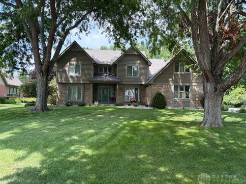 2045 Canterbury Ct, Troy, OH, 45373-8738 | Card Image