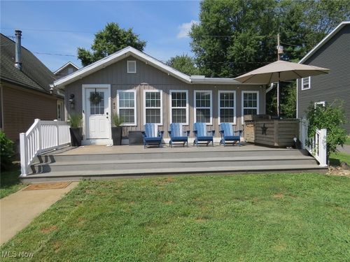 42-8177 S Cleveland Massillon Rd, Clinton, OH, 44216-8910 | Card Image