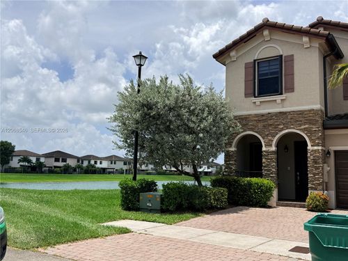 11617 Sw 253rd St, Homestead, FL, 33032-6038 | Card Image