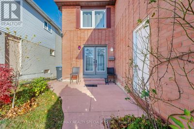 106 Horton Cres, House other with 4 bedrooms, 4 bathrooms and 3 parking in Brampton ON | Image 3