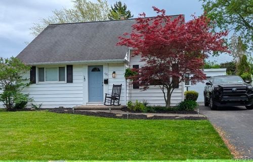 55 N Burbank Dr, Amherst, NY, 14226-3941 | Card Image