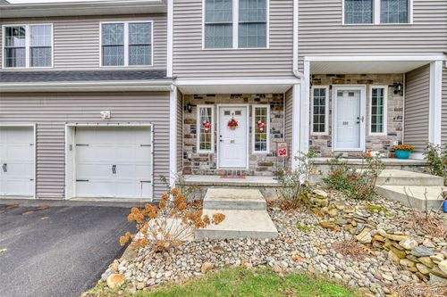 94-807 Fairway Ct, New Windsor, NY, 12553-6986 | Card Image