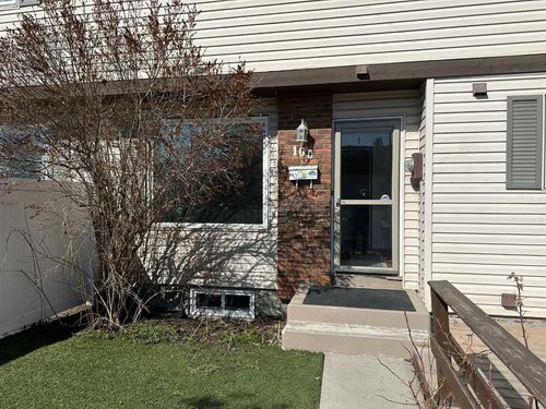 100-740 Bracewood Dr Sw, Calgary, AB, T2W3N3 | Card Image