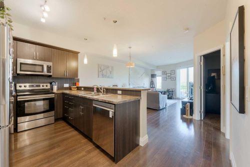 2105-15 Sunset Sq, Cochrane, AB, T4C0E7 | Card Image