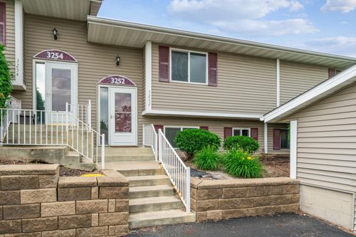 3252 Dodd Ln, Eagan, MN, 55121-2304 | Card Image