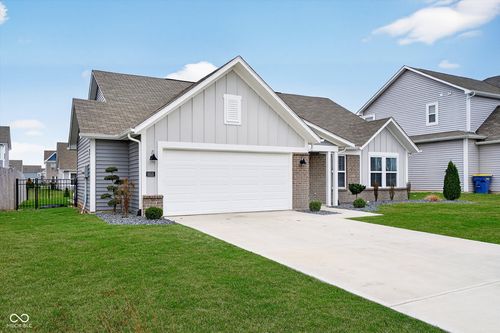 5515 Westpointe Dr, Indianapolis, IN, 46231 | Card Image