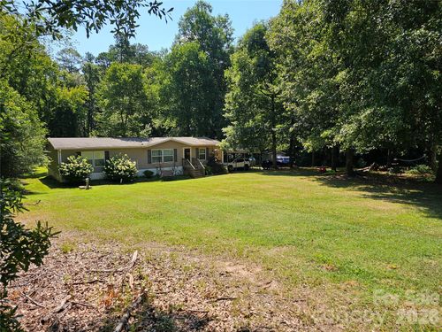 195 Hollywood St, Forest City, NC, 28043-5742 | Card Image