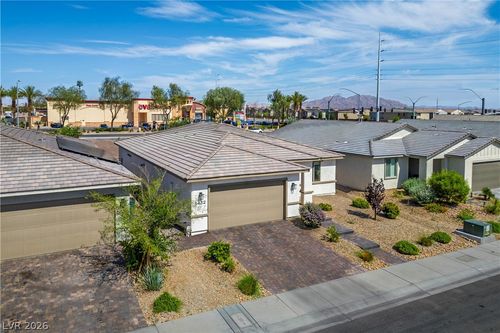 6432 Linden St, North Las Vegas, NV, 89086-2003 | Card Image