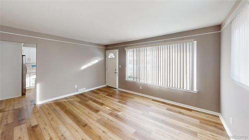 1177 Connie Ave, Madison Heights, MI, 48071-2959 | Card Image