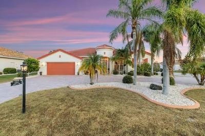 1115 Signature Drive, House other with 3 bedrooms, 3 bathrooms and null parking in SUN CITY CENTER FL | Image 1