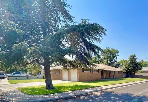 1711 N Vega Dr N, Hobbs, NM, 88240 | Card Image