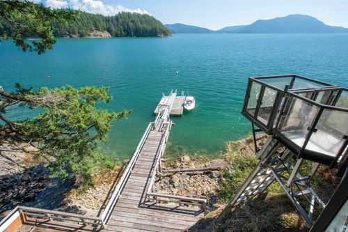 1010 Taki-Te-Si Rd, Gambier Island, BC, V0N1V0 | Card Image