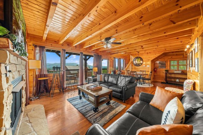2022 Starr Crest Dr, House other with 2 bedrooms, 2 bathrooms and null parking in Sevierville TN | Image 4