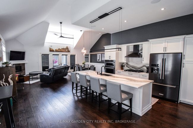 7 - 2 Sassafras Row, Condo with 2 bedrooms, 2 bathrooms and 2 parking in Ridgeway ON | Image 8