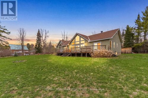 249B Crooked Rapids Road, North Algona Wilberforce, ON, K0J1T0 | Card Image