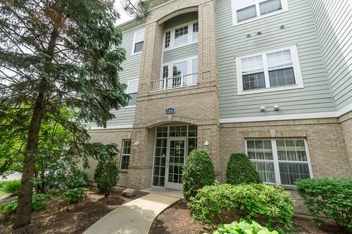 103-1291 W Lake St, Addison, IL, 60101-1156 | Card Image