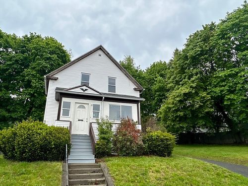 3 Gloucester Rd, Worcester, MA, 01607-1111 | Card Image