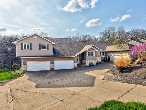 2511-2511 Reynolds Manor Dr, Ottawa, IL, 61350-1269 | Card Image