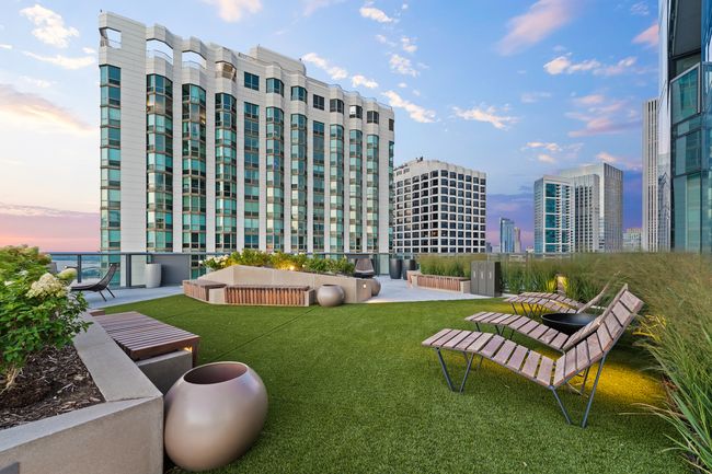 APT-2106 - 211 N Harbor Dr, Condo with 2 bedrooms, 3 bathrooms and 1 parking in Chicago IL | Image 35