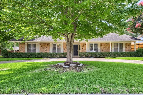 3256 Chapel Downs Dr, Dallas, TX, 75229-5835 | Card Image