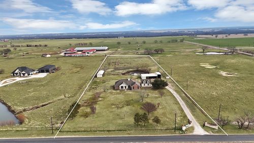 576 Welch School Rd, Collinsville, TX, 76233-3749 | Card Image