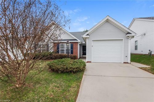 4817 Fallfield Dr, Kernersville, NC, 27284-7132 | Card Image