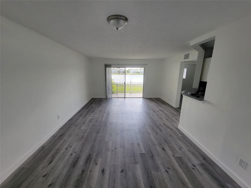 106-3465 Nw 44th St, Lauderdale Lakes, FL, 33309-4263 | Card Image