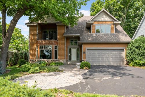 4660 Island View Dr, Mound, MN, 55364-9387 | Card Image
