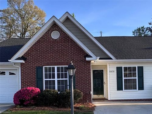 6830 Wellsley Ct, Clemmons, NC, 27012-8581 | Card Image