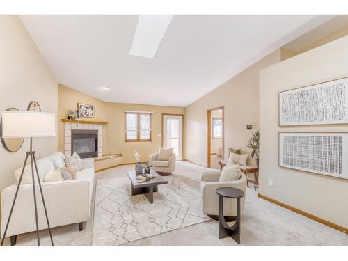 2367 Northbrook Dr, Fort Collins, CO, 80526-6715 | Card Image