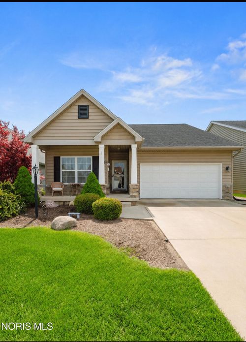 8123 Sunset Ln, Sylvania, OH, 43560-9460 | Card Image