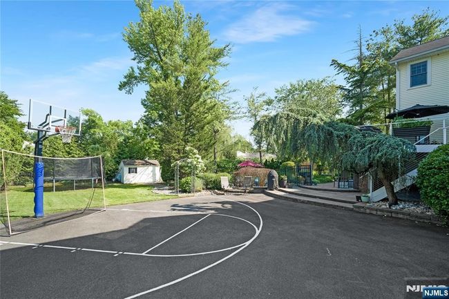 17 Windham Pl, House other with 6 bedrooms, 6 bathrooms and null parking in Glen Rock NJ | Image 45