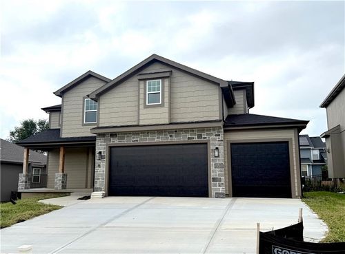 31428 W 85th Ter, De Soto, KS, 66018-9103 | Card Image