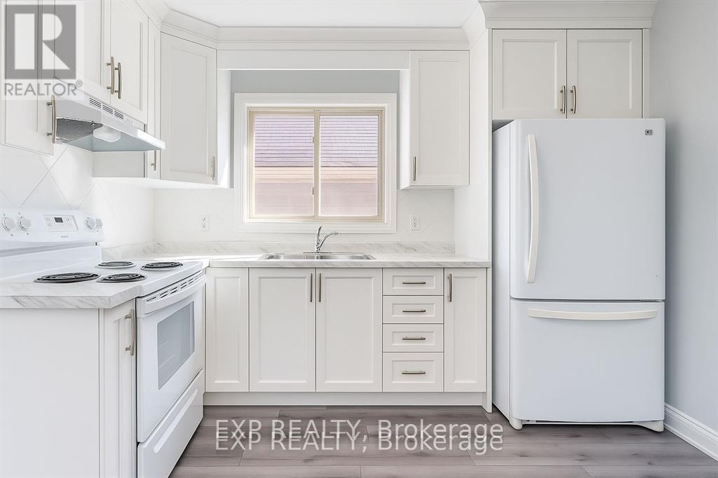 Residential in St. Catharines (E. Chester) 4